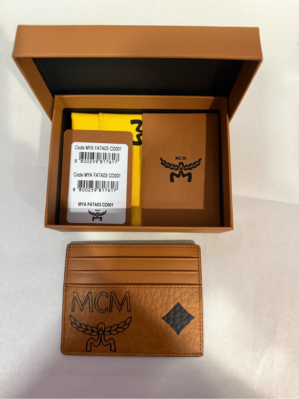 MCM (COGNAC 3 POCKET CARD CASE WALLET IN VISETOS ORIGINAL OVERSIZED LOGO BNWT